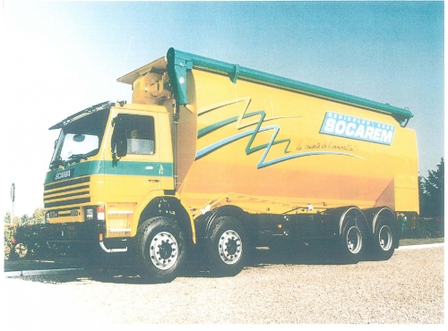 Citerne aliment / porteur 8x4 Scania